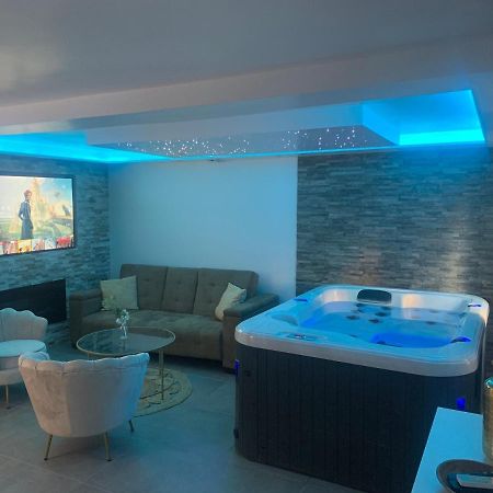 Sandspa Logement Avec Jacuzzi Orange  Exterior foto