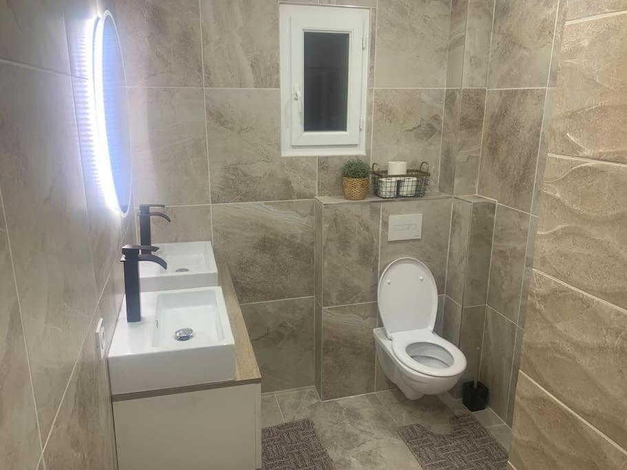 Sandspa Logement Avec Jacuzzi Orange  Exterior foto