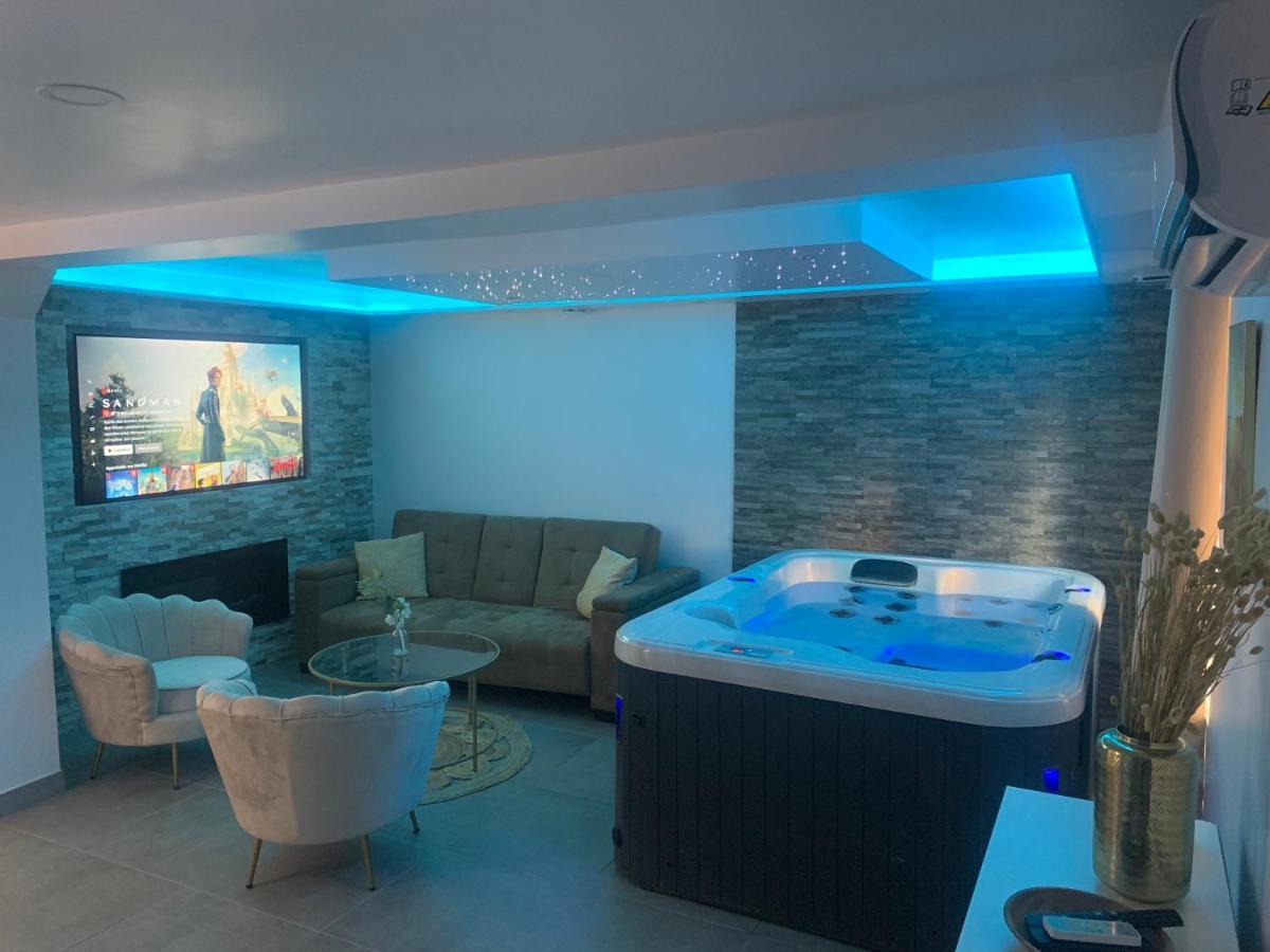 Sandspa Logement Avec Jacuzzi Orange  Exterior foto